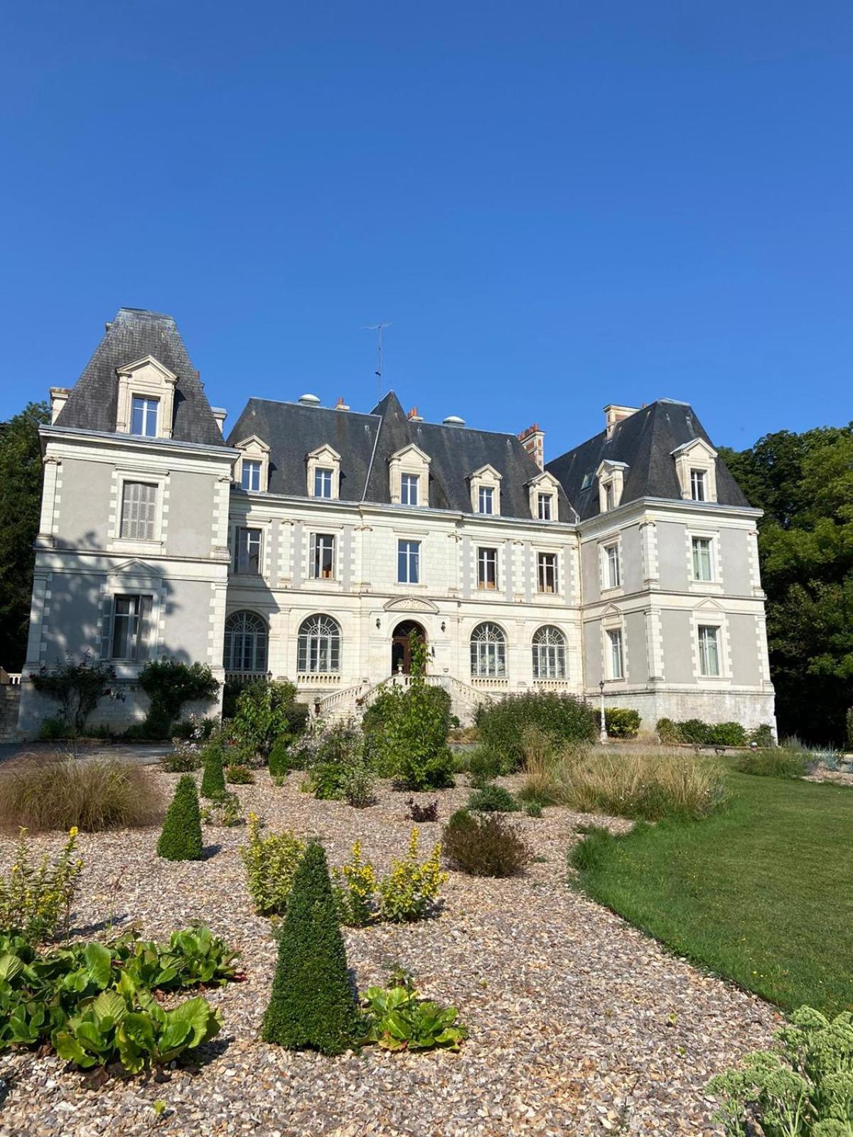 Chateau De Saint-Bohaire Luaran gambar