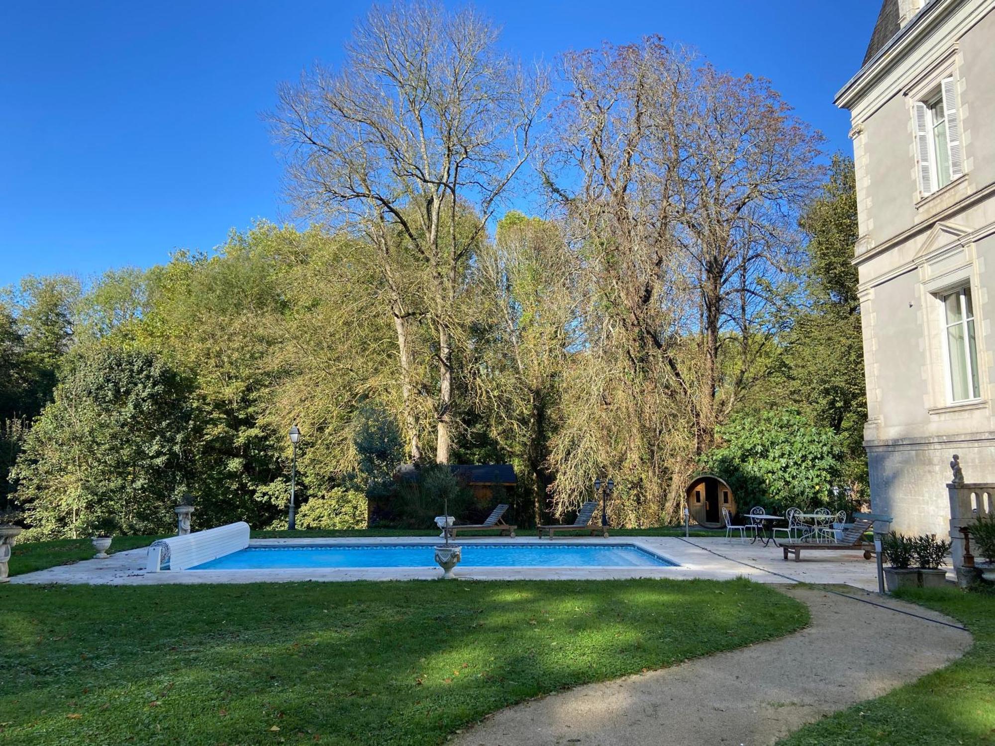 Chateau De Saint-Bohaire Luaran gambar