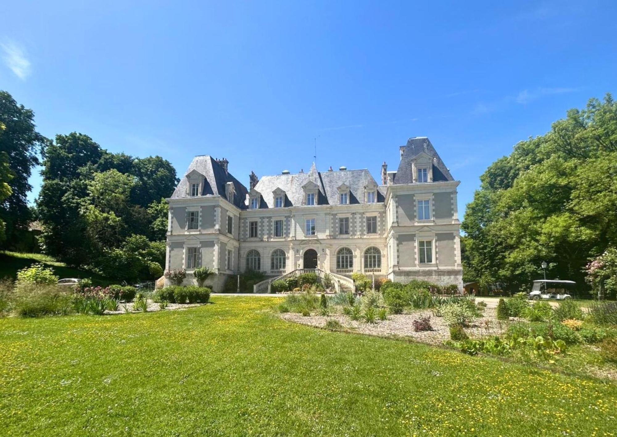 Chateau De Saint-Bohaire Luaran gambar